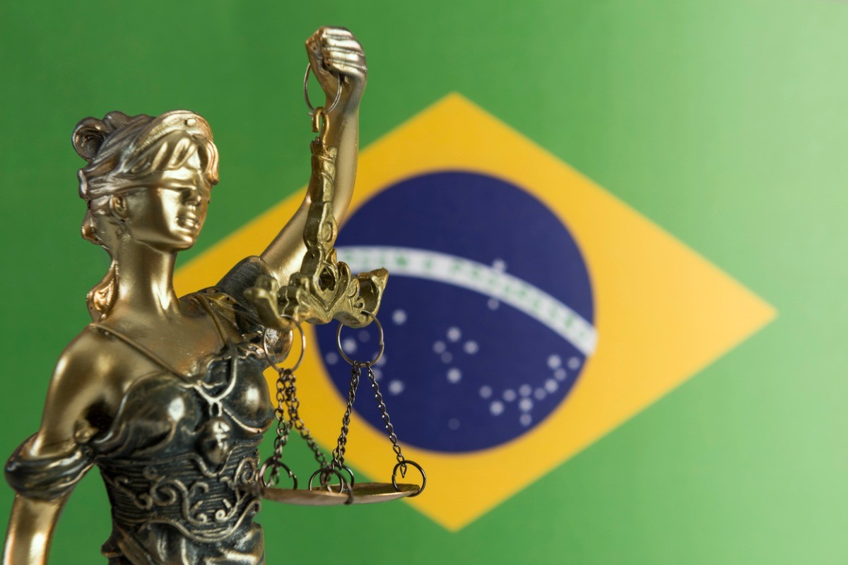 Ex-funcionária é condenada por receber indevidamente valores do FGTS