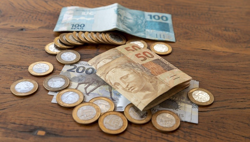 Juiz Determina Penhora de 50% dos Presentes de Casamento para Garantir Dívida