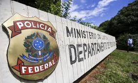 Agente da PF é Flagado com US$ 200 Mil em Operação Contra Fraude no INSS